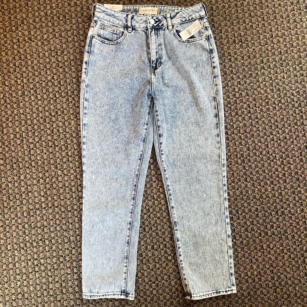 NWT Pac Sun Mom Jeans Size 27 Surfrider